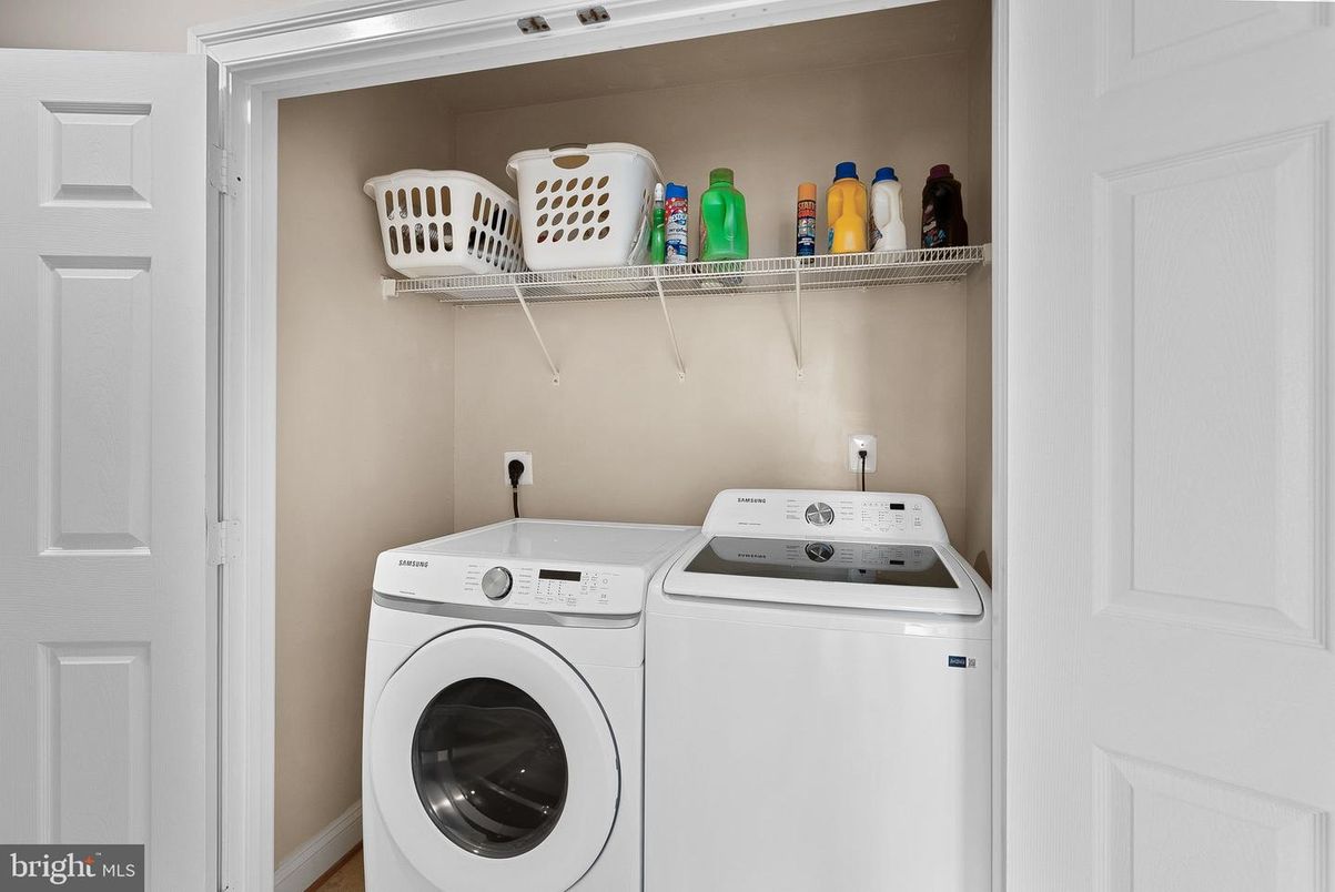 Interior, Utility Closets, Washer