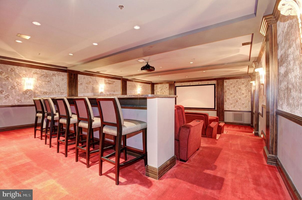 Interior, Projection Screen, Recessed Lighting, Theatre Room