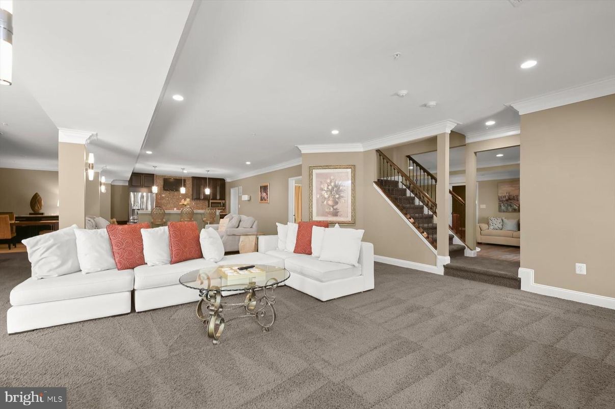 Dining room, Interior, Kitchen, Living room, Pendant Lights, Recessed Lighting