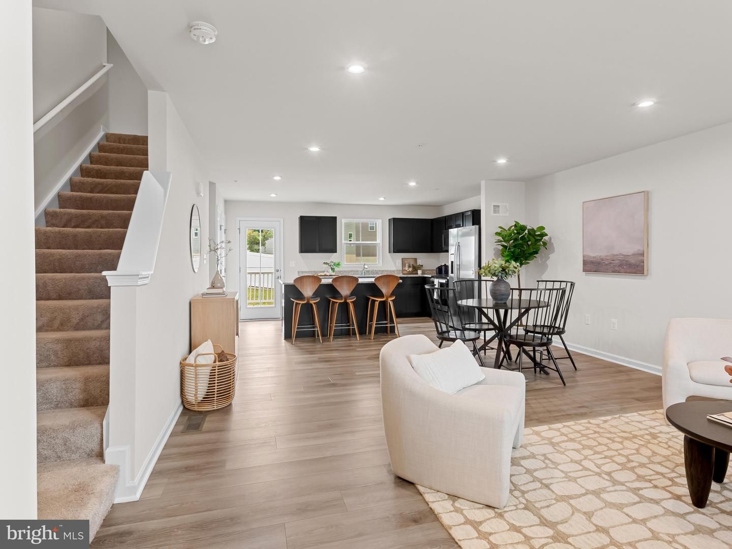 Dining room, Interior, Kitchen, Recessed Lighting, Stainless Steel Appliances, Wood Texture Flooring