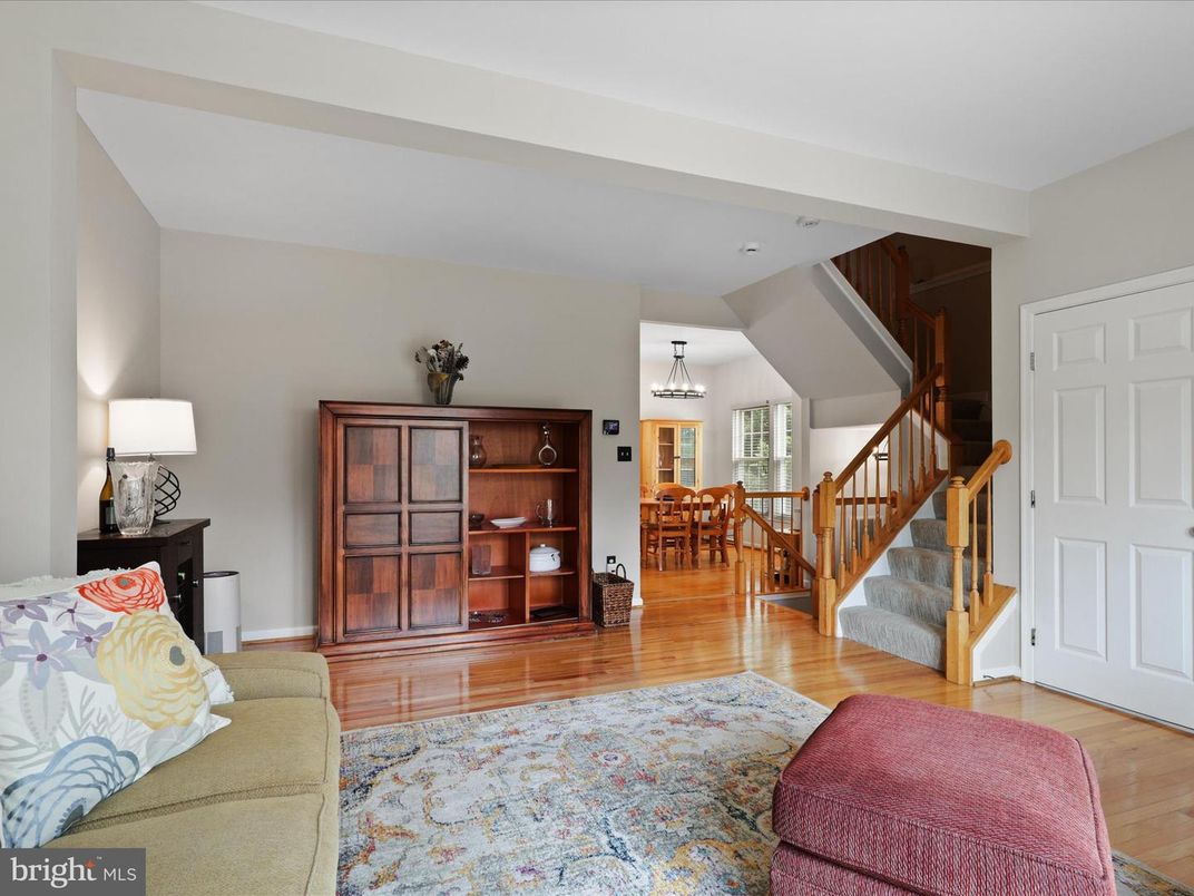 Chandelier, Dining room, Interior, Living room, Wood Texture Flooring