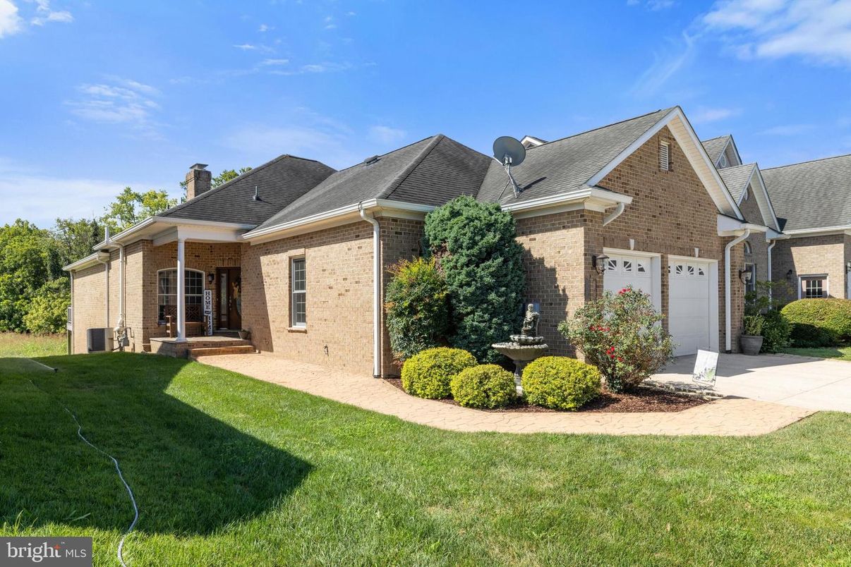 Attached, Exterior, Facade, Brick Facade, Brick Traditional