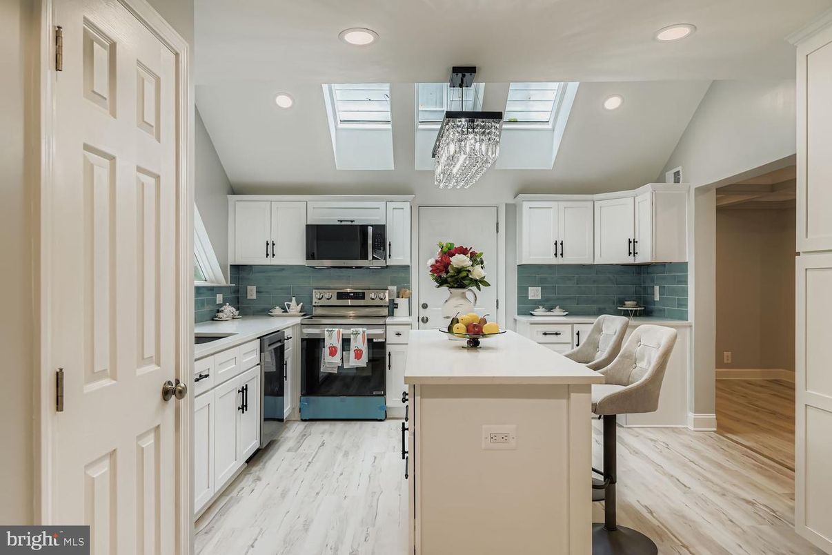 Chandelier, Interior, Kitchen, Recessed Lighting, Stainless Steel Appliances, Wood Texture Flooring