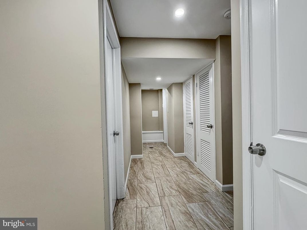 Interior, Recessed Lighting