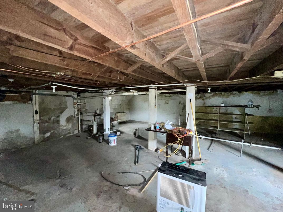 Interior, Wooden Beams