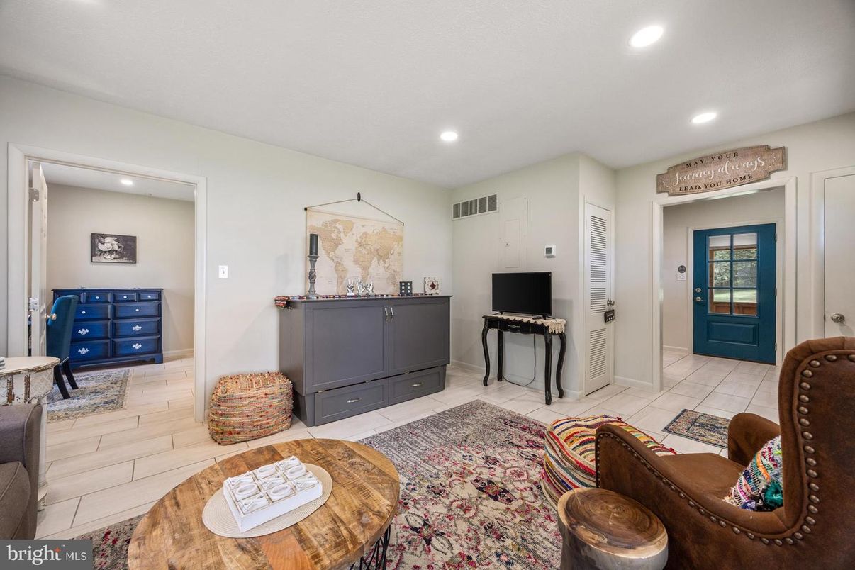 Interior, Recessed Lighting