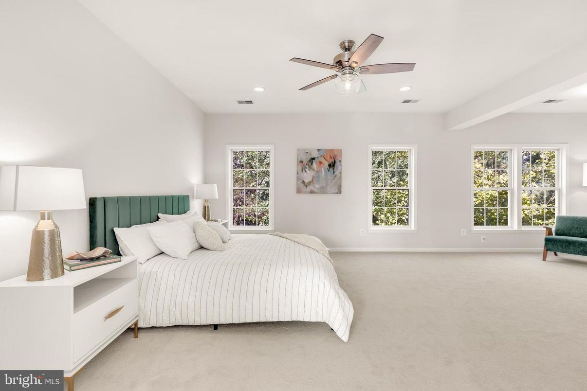 Bedroom, Interior, Recessed Lighting