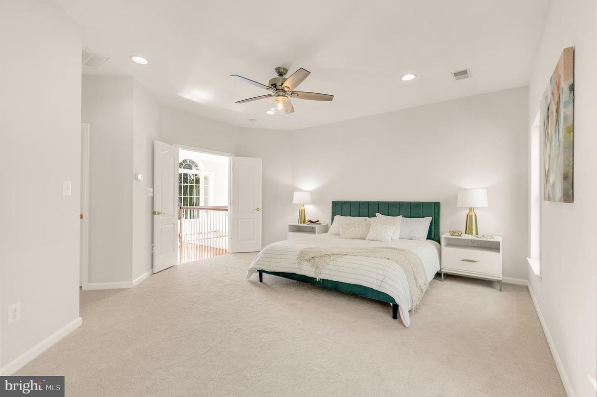 Bedroom, Interior, Recessed Lighting