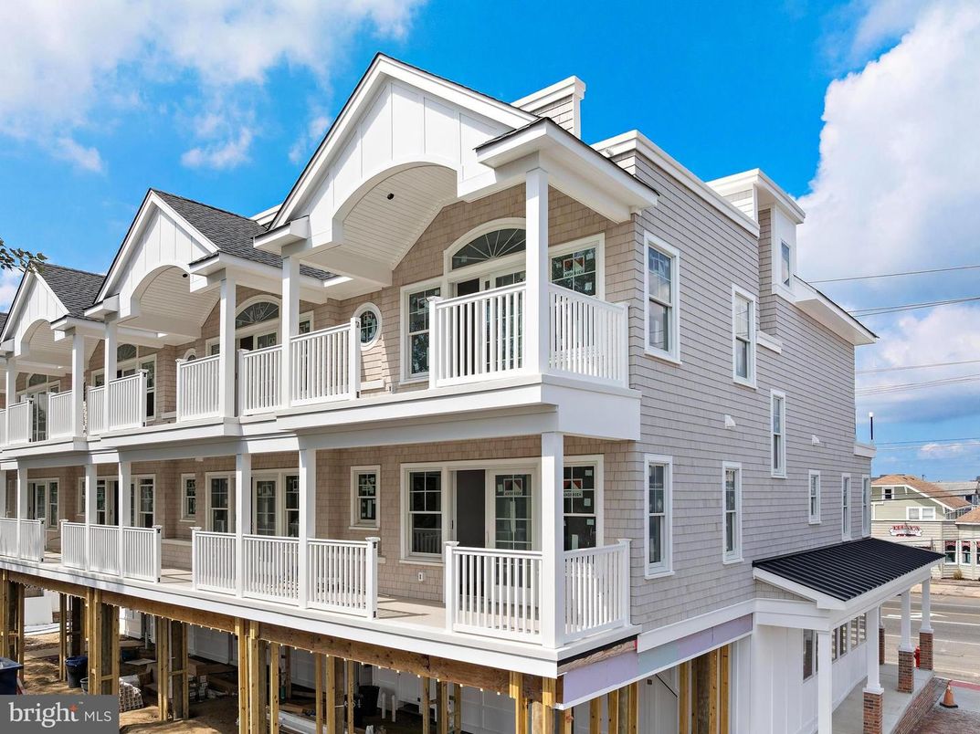 Exterior, Facade, Farmhouse