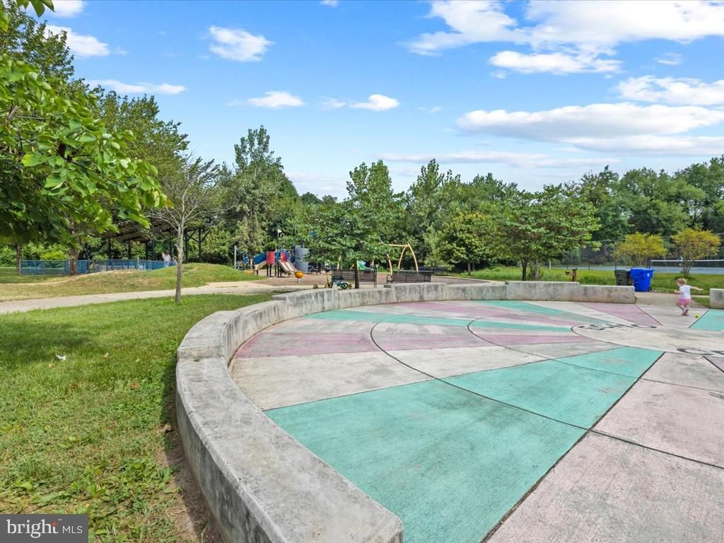 Exterior, Playground