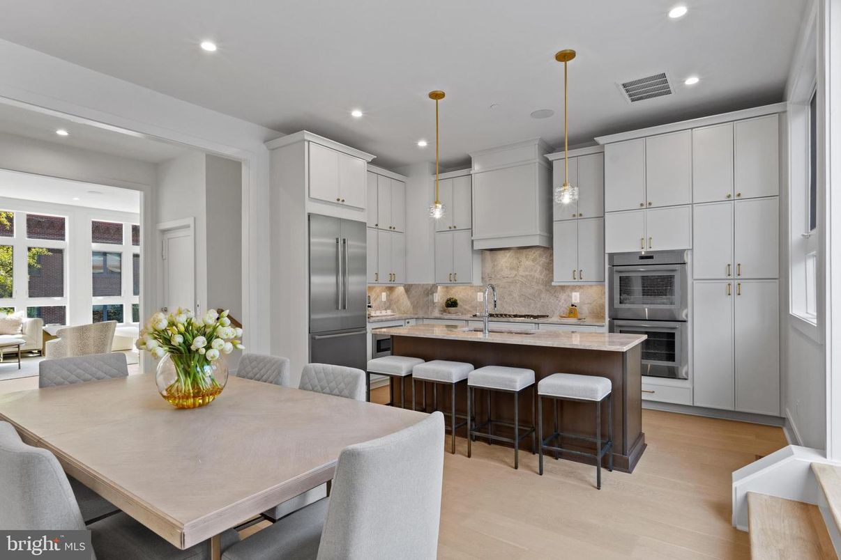 Dining room, Interior, Kitchen, Pendant Lights, Recessed Lighting, Stainless Steel Appliances, Wood Texture Flooring
