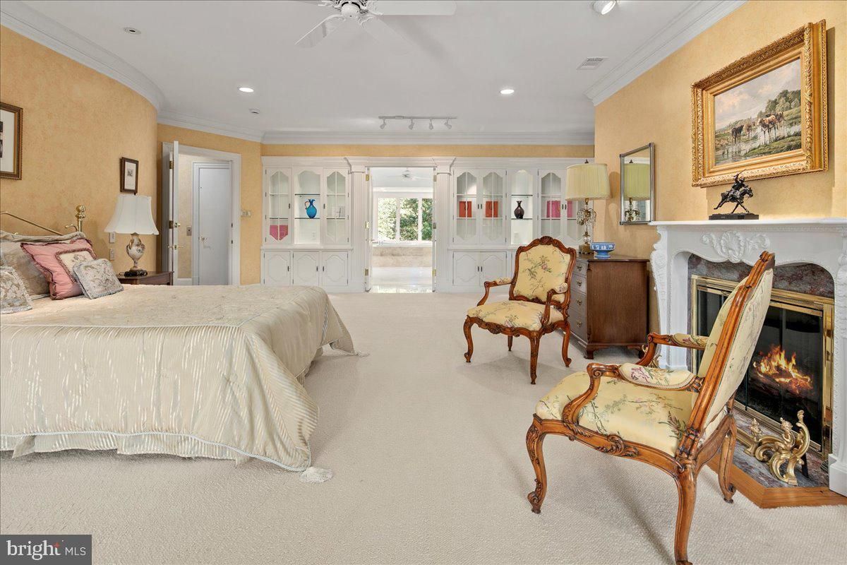 Bedroom, Fireplace, Interior, Recessed Lighting