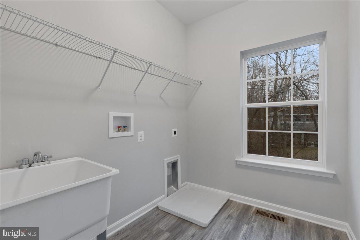 DE Listing image placeholder