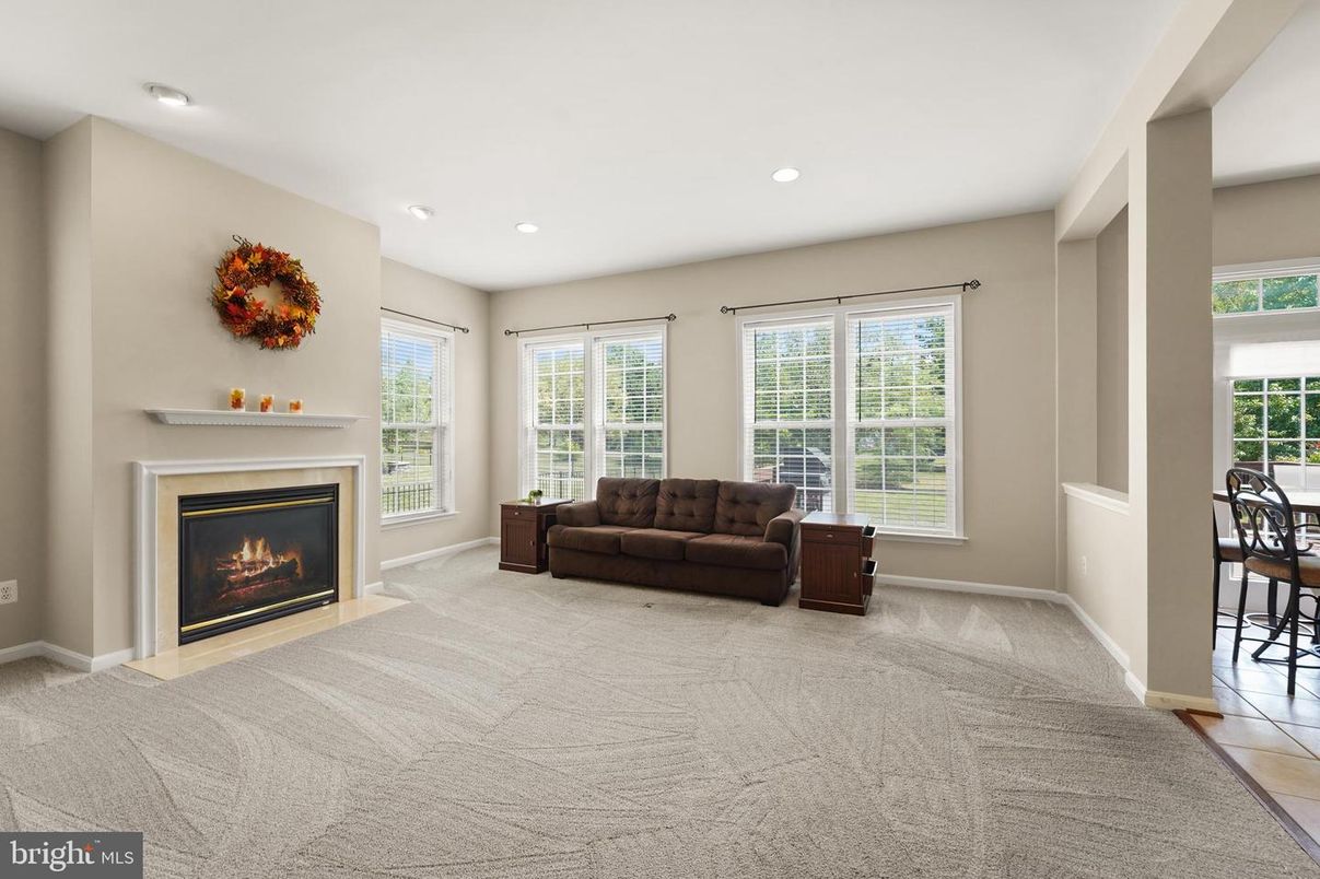 Fireplace, Interior, Recessed Lighting