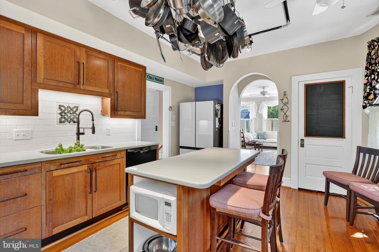 Interior, Kitchen, Wood Texture Flooring