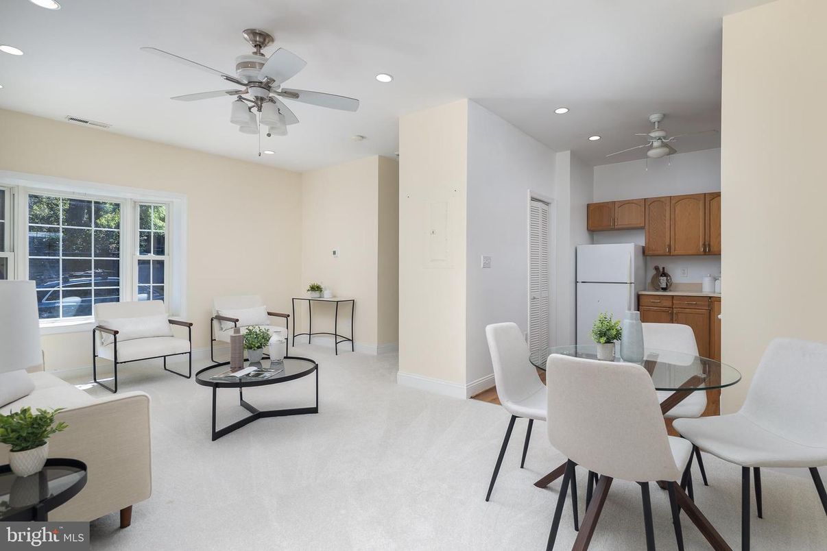 Dining room, Interior, Living room, Recessed Lighting