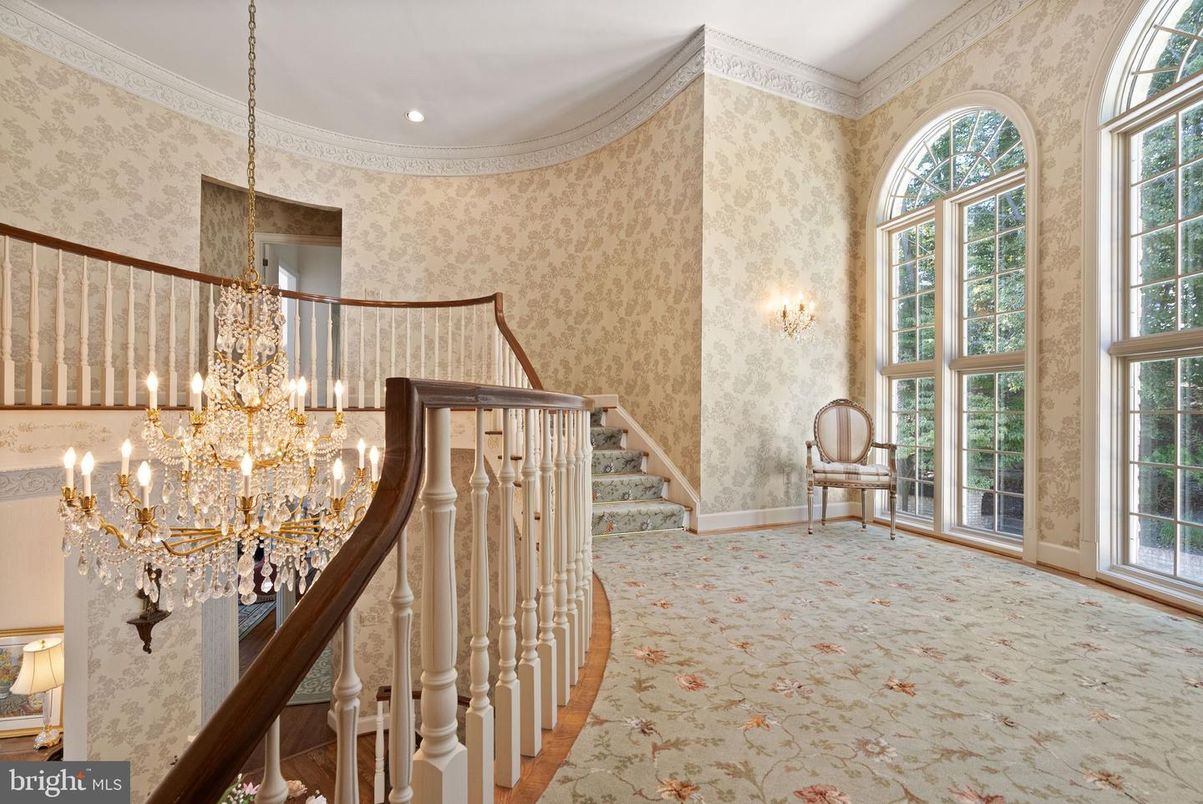 Chandelier, Interior, Recessed Lighting