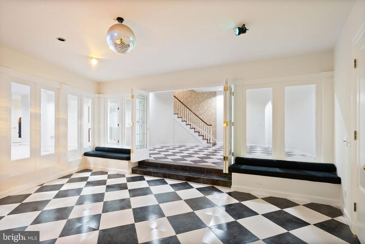 Interior, Recessed Lighting