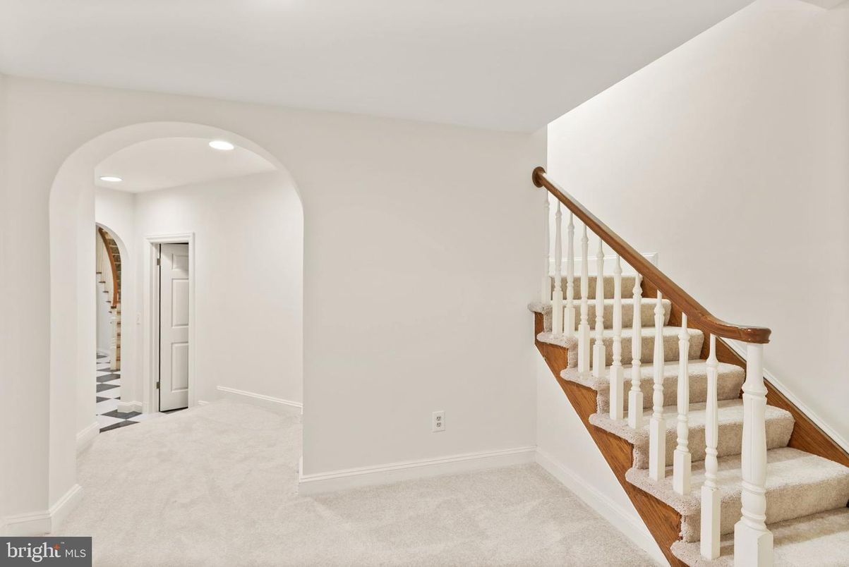 Interior, Recessed Lighting