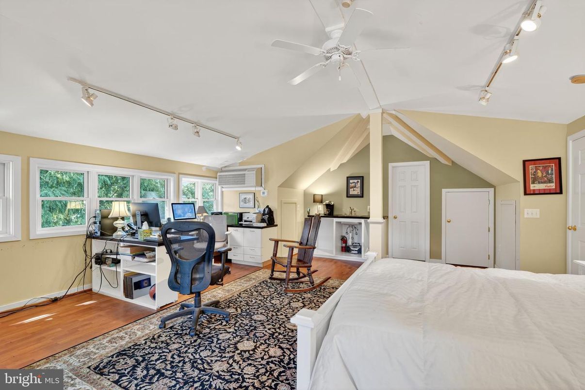 Bedroom, Home Office, Interior, Wood Texture Flooring
