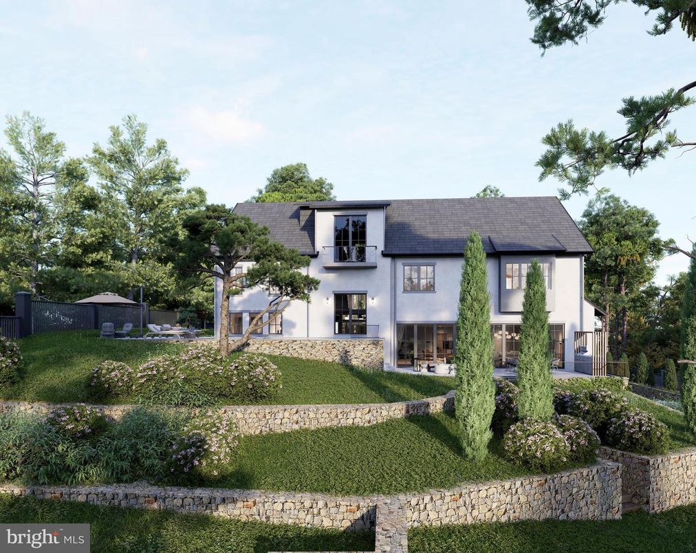 Backyard, Exterior, Facade, French Provincial