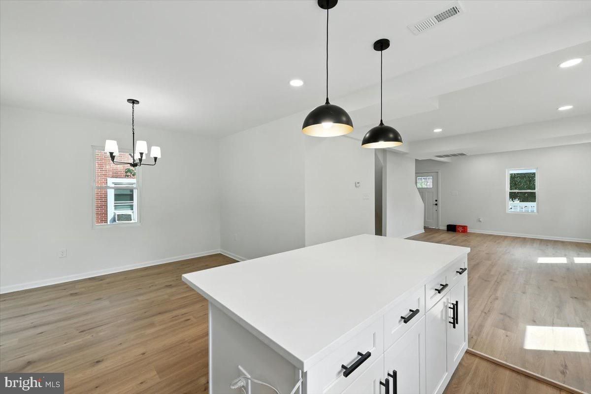 Chandelier, Empty room, Interior, Pendant Lights, Recessed Lighting, Wood Texture Flooring