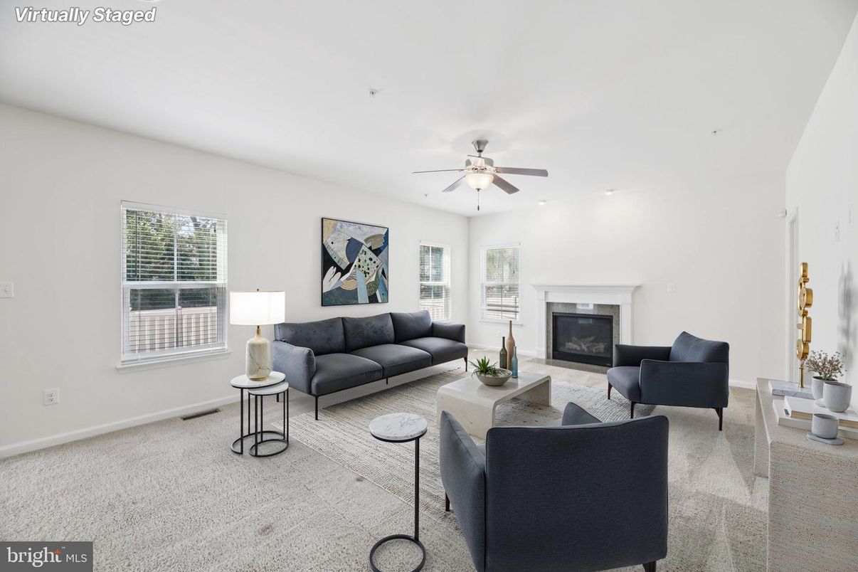 Fireplace, Interior, Living room, Recessed Lighting