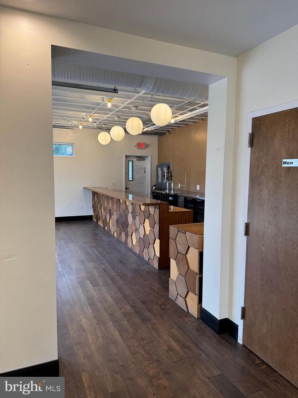 Interior, Kitchen, Pendant Lights, Wood Texture Flooring