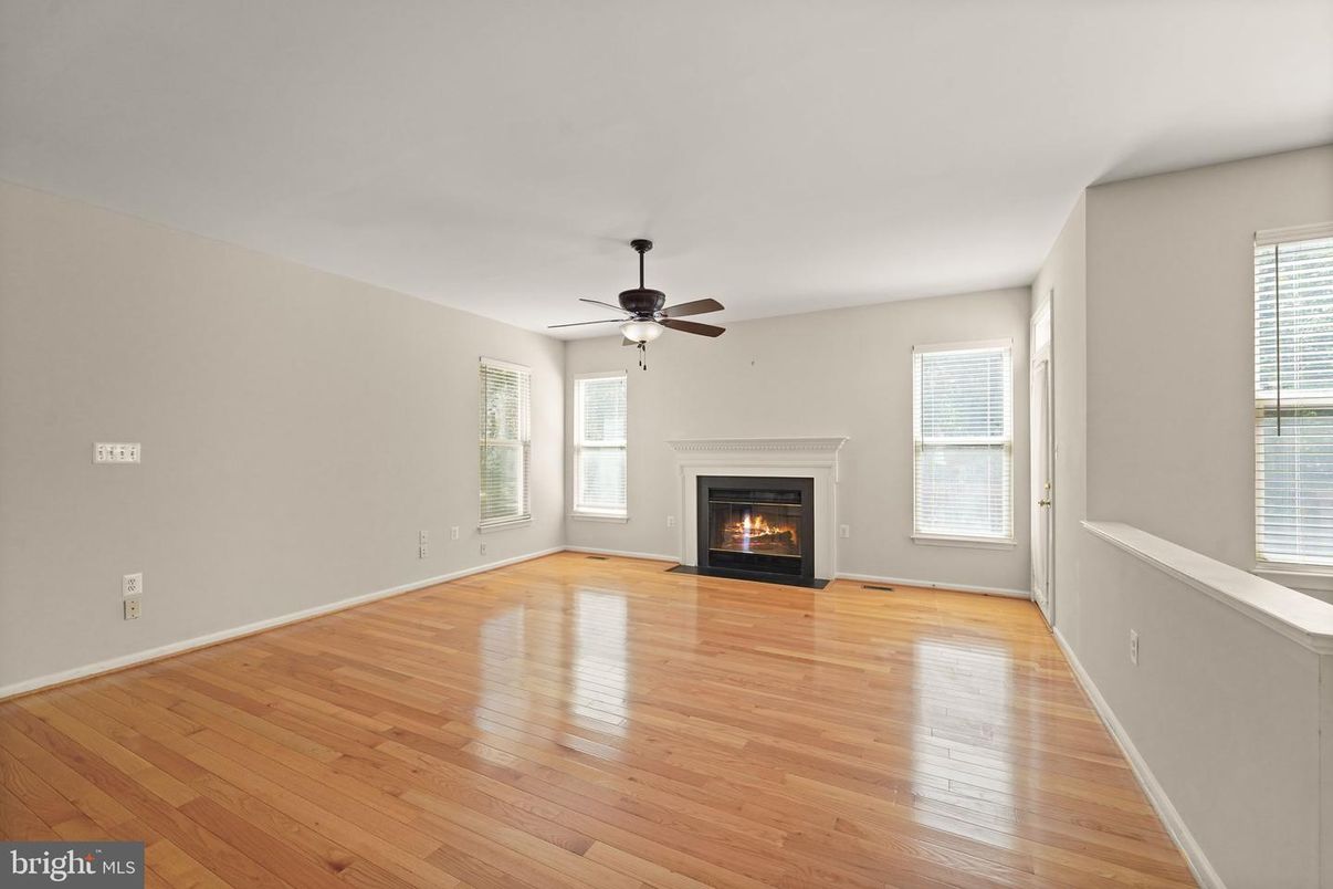 Empty room, Fireplace, Interior, Wood Texture Flooring