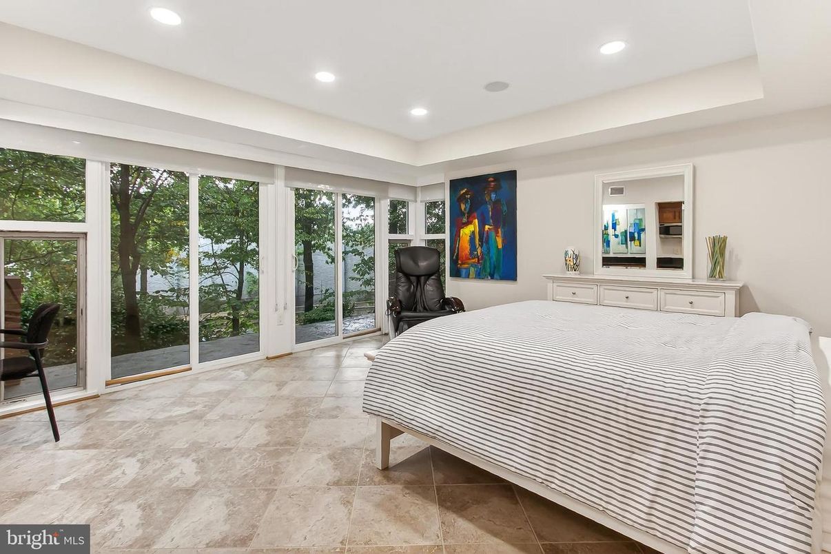 Interior, Recessed Lighting