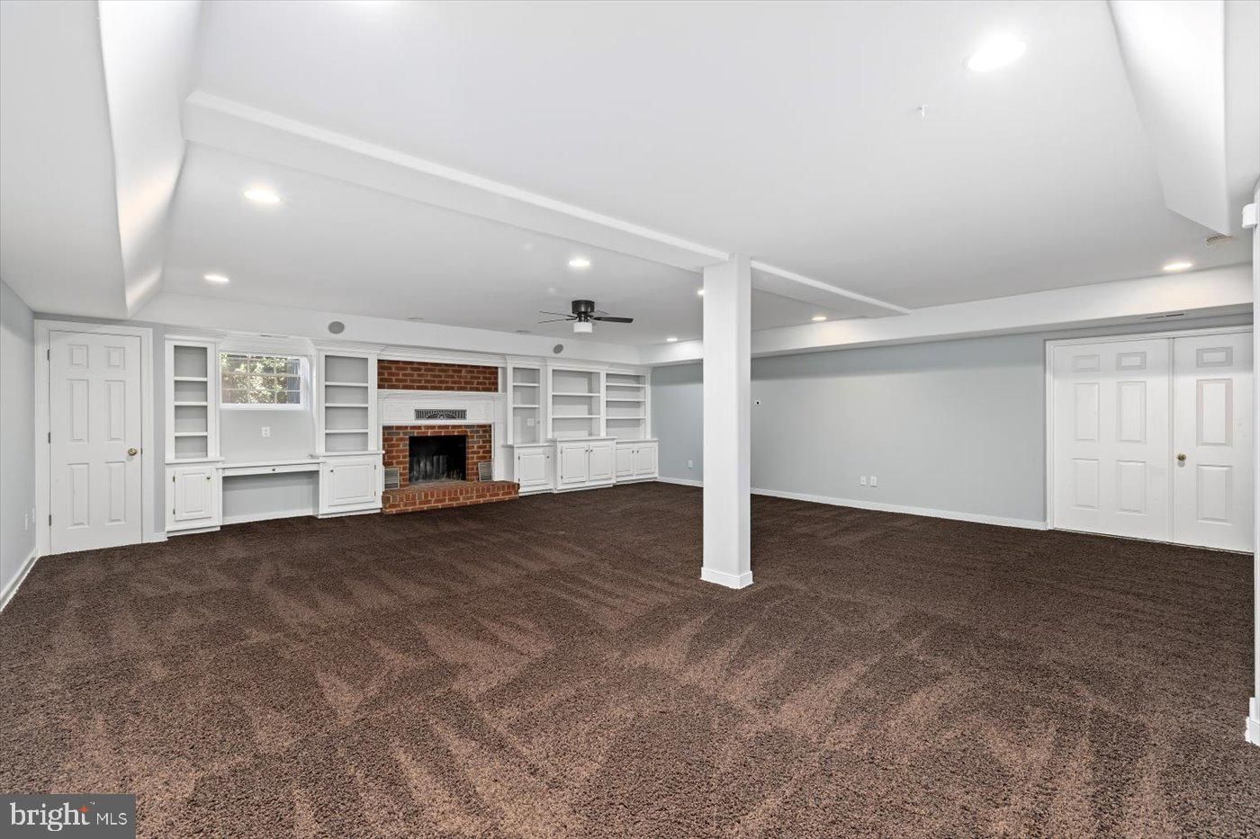 Empty room, Fireplace, Interior, Recessed Lighting