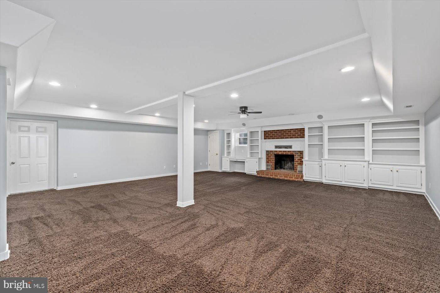 Empty room, Fireplace, Interior, Recessed Lighting
