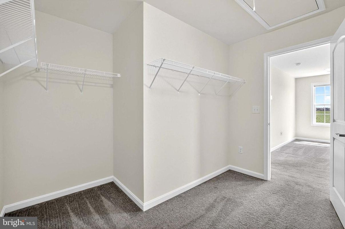 Interior, Walk-in Closets