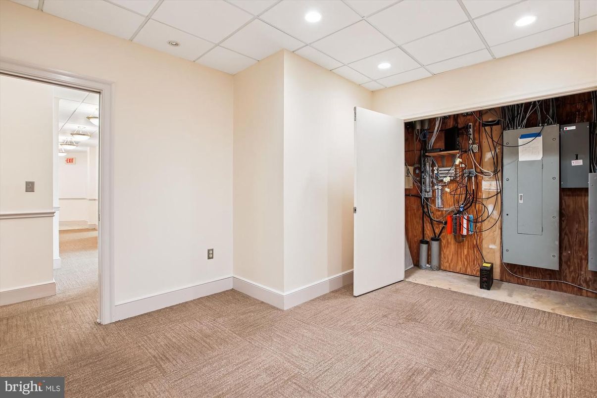 Interior, Recessed Lighting