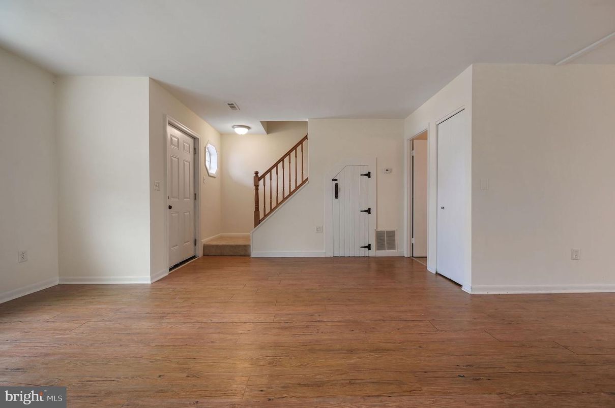 Empty room, Interior, Wood Texture Flooring