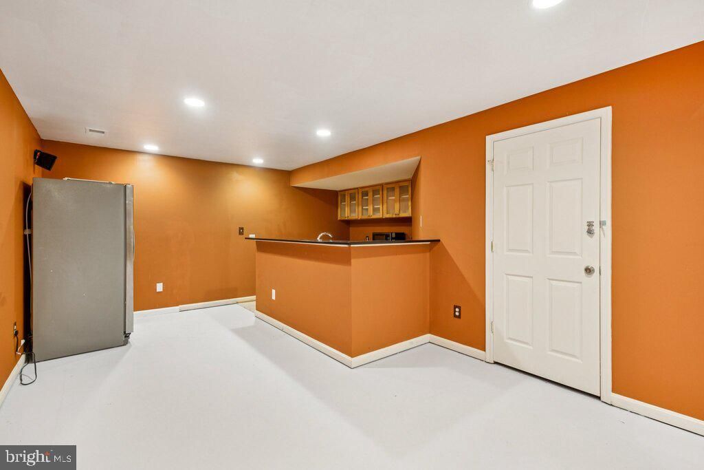Interior, Recessed Lighting
