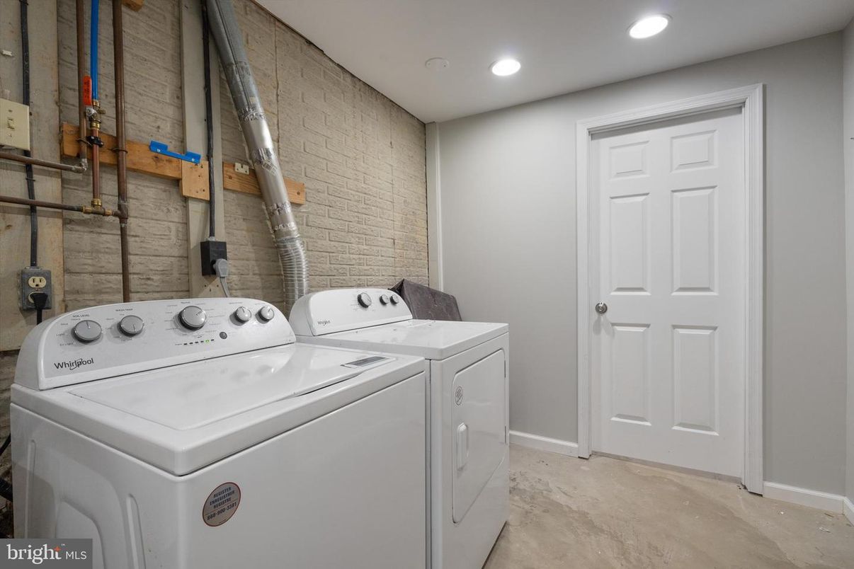 Interior, Recessed Lighting, Washer