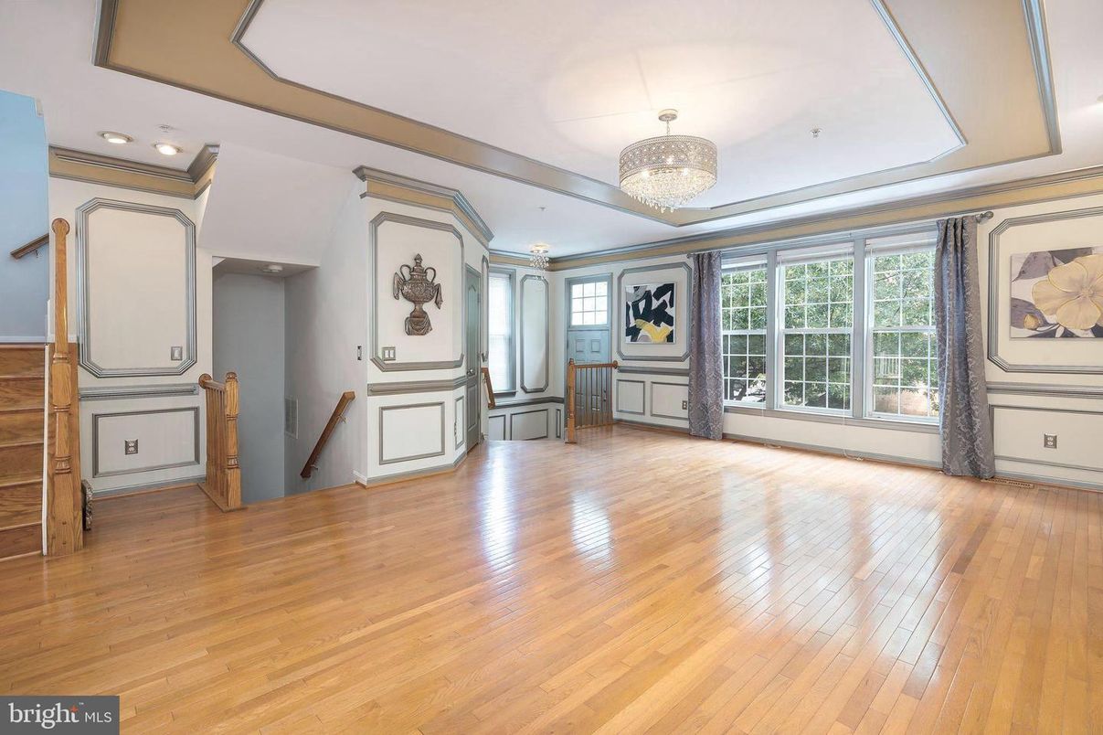 Chandelier, Empty room, Interior, Recessed Lighting, Wood Texture Flooring