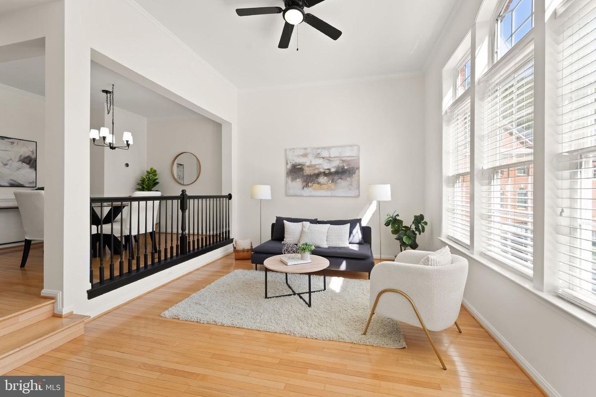 Chandelier, Interior, Living room, Pendant Lights, Wood Texture Flooring