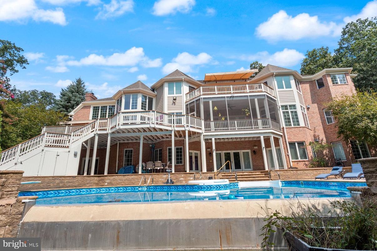 Exterior, Facade, Brick Facade, Pool, Solar Panels, Queen Anne Victorian