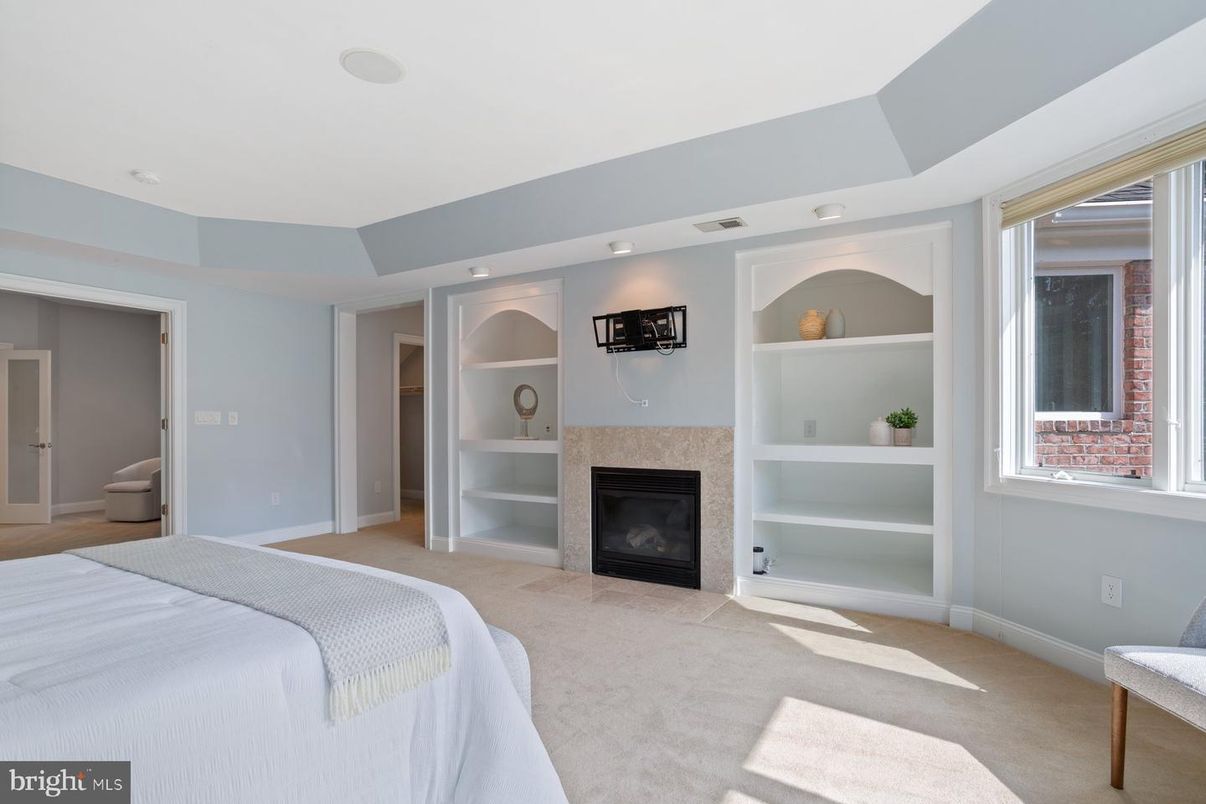 Bedroom, Fireplace, Interior, Recessed Lighting