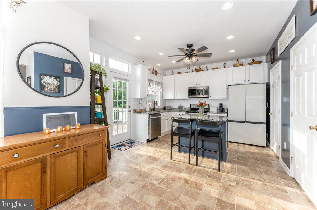 Interior, Kitchen, Recessed Lighting