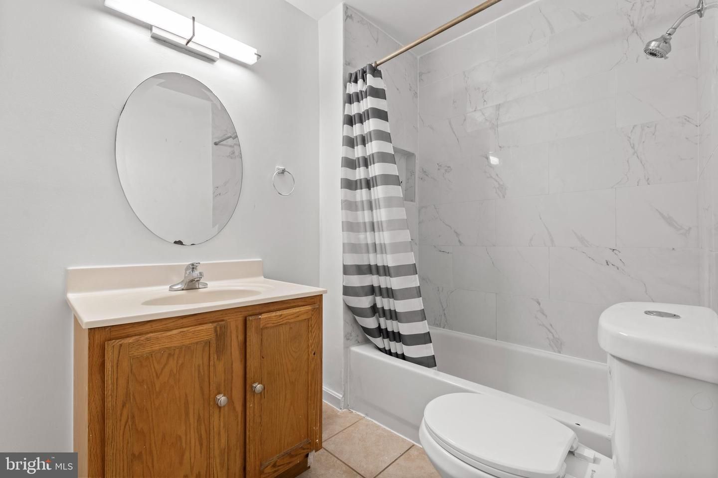 Bathroom, Interior, Marble Walls