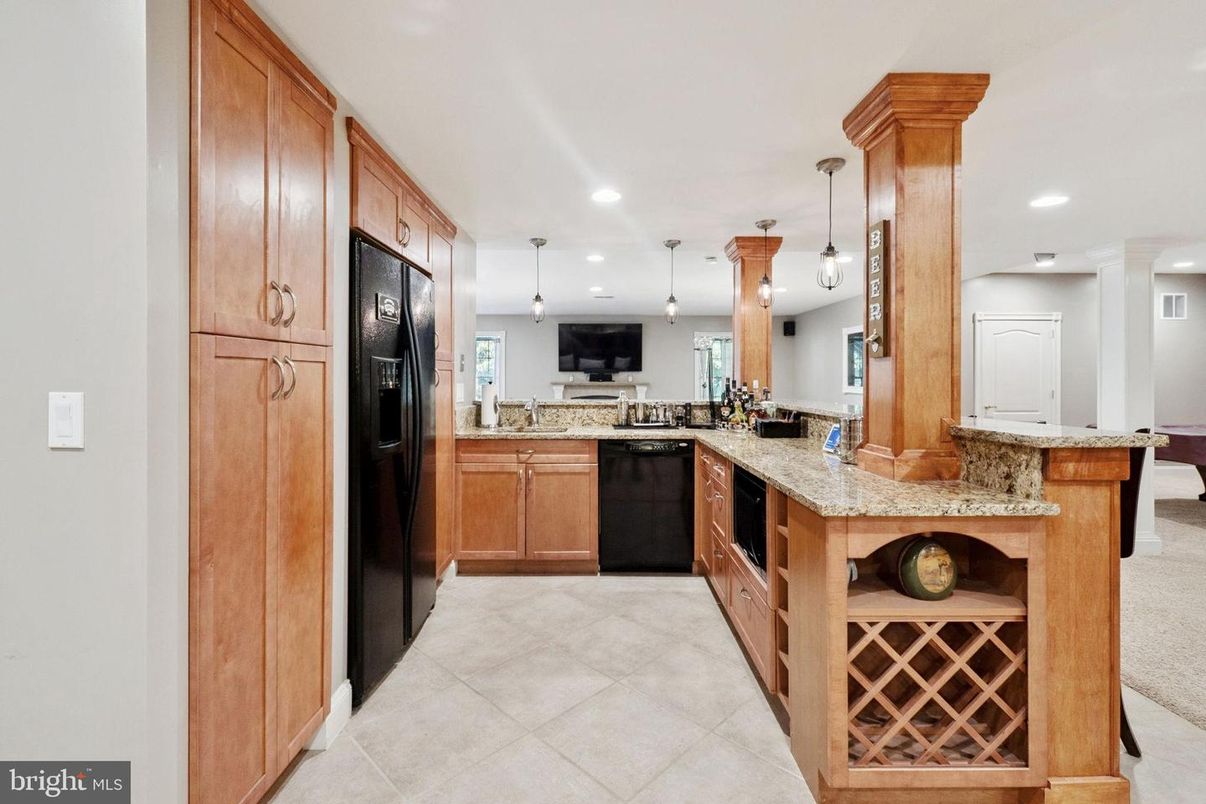 Interior, Kitchen, Pendant Lights, Recessed Lighting