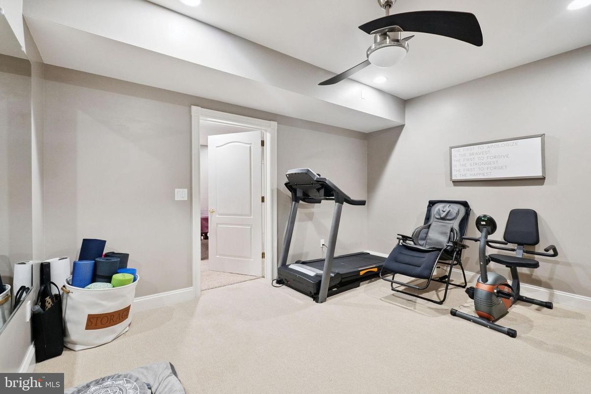 Fitness Equipment, Interior, Recessed Lighting