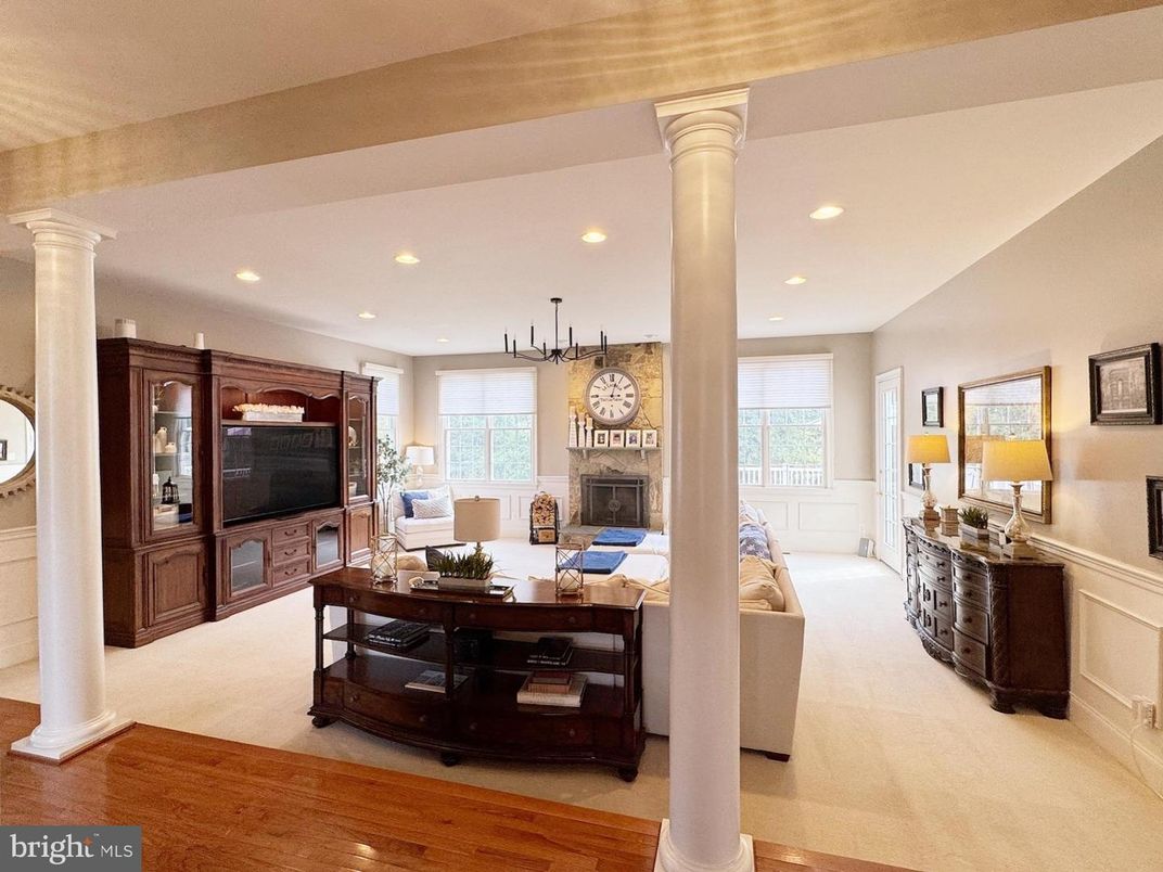 Fireplace, Interior, Living room, Recessed Lighting