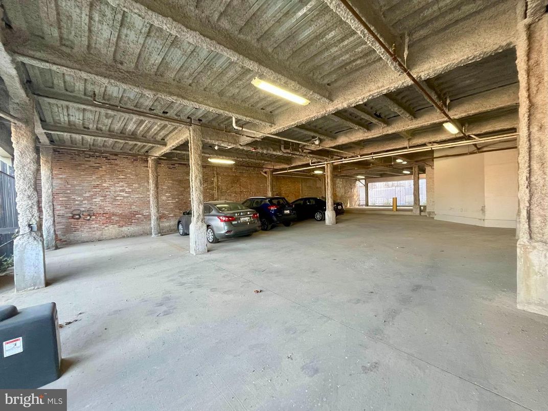 Garage, Interior, Stone Walls