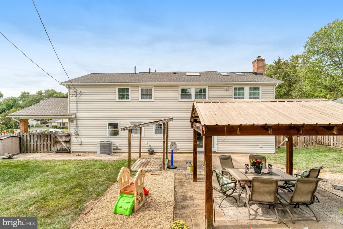 Backyard, Exterior, Playground