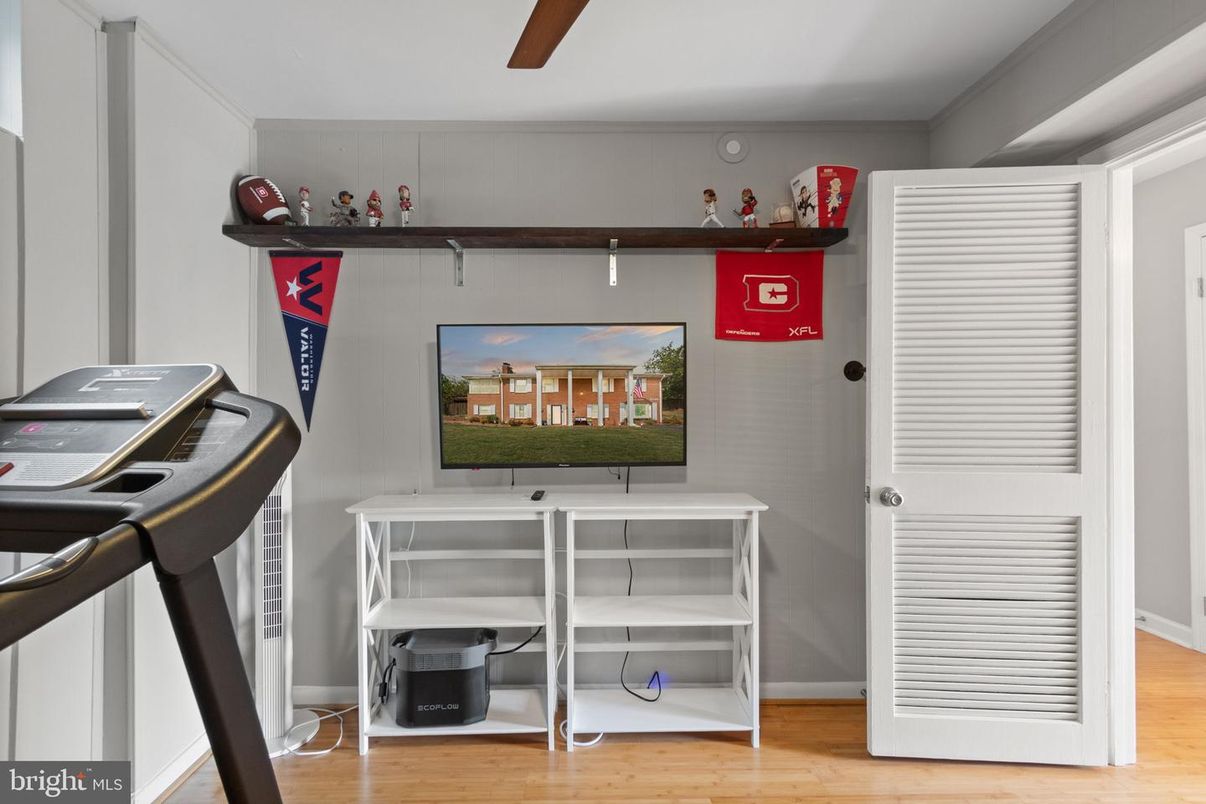 Fitness Equipment, Interior, Wood Texture Flooring