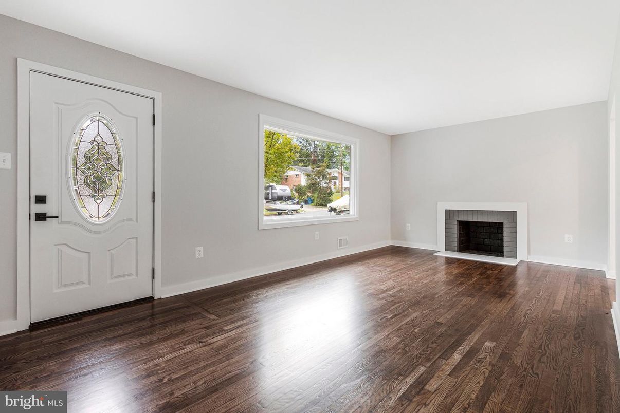 Empty room, Fireplace, Interior, Wood Texture Flooring
